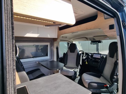Clever Celebration 600 Automatic Premium package  photo: 21