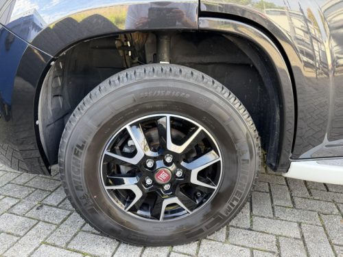 Dethleffs Pulse Classic T 7051 EBL GT Uitvoering Black foto: 5