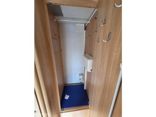 Knaus Eifelland 610 2.8TD 123 HP-Starter Motorhome-Towbar photo: 22