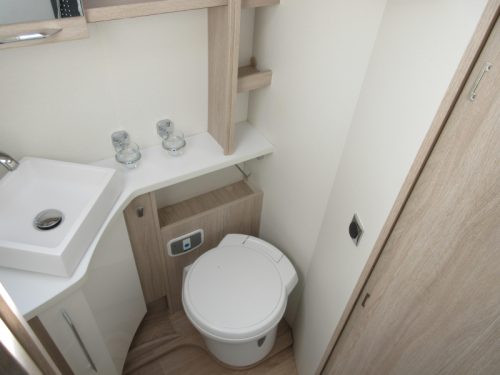 Rapido 696 F Premium Edition AUTOMATIK FACE TO FACE Foto: 13