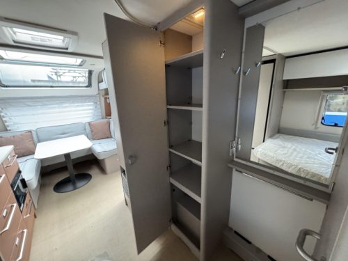 B&uuml;rstner Averso Harmony Line 465 TS incl Mover photo: 2