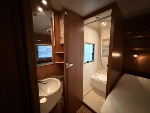 Adria Adora 492 UP incl. Mover photo: 9