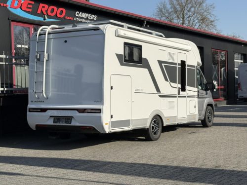 Adria Matrix Plus 670 SL Family Motorhome Automatic photo: 4