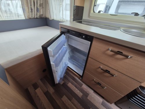Knaus Sport 420 QD photo: 15
