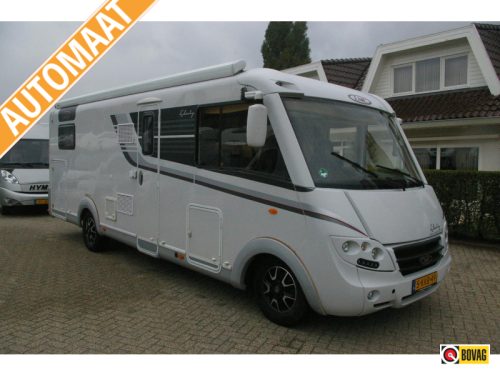 LMC Explorer I 730 G Automatic, Single beds.