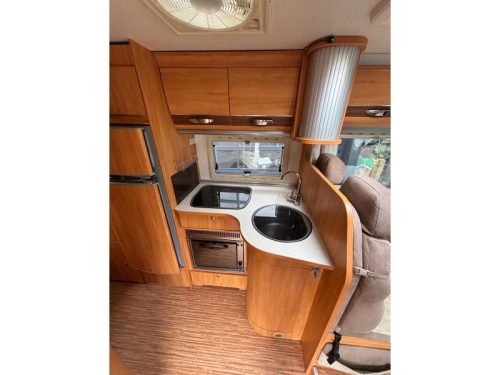 Adria Coral S 680 SP 2010 POPULAR + SPACIOUS photo: 9