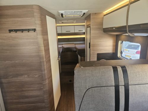 Knaus L!ve Ti 700 MEG Black Edition Foto: 9