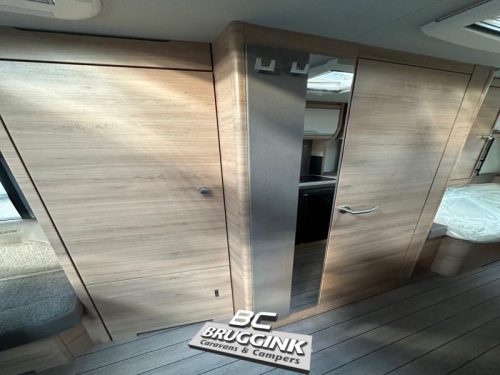 Knaus Sudwind Black Selection 500 EU SINGLE BED FLOOR HEATING photo: 6