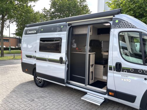 Chausson Sport Line 690 9-SPEED AUTOMATIC POP-TOP ROOF FIAT 8 180HP photo: 6