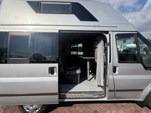 Westfalia ford nugget hoogdak 2.0 126 pk buscamper airco trekhaak 4 slaapplaatsen apk tot 22-04-2027 foto: 3