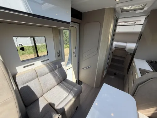 Adria Compact Supreme DL Face-to-Face, 160HP photo: 20