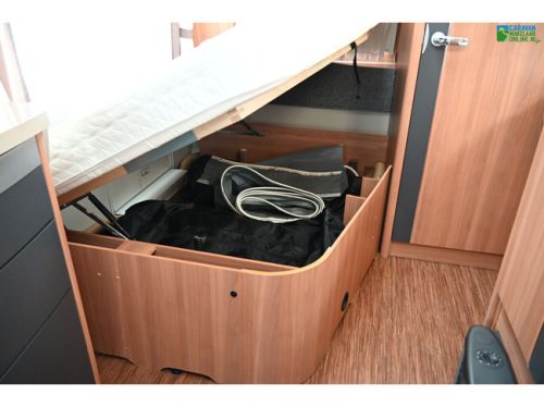 Hobby De Luxe 460UFe photo: 23