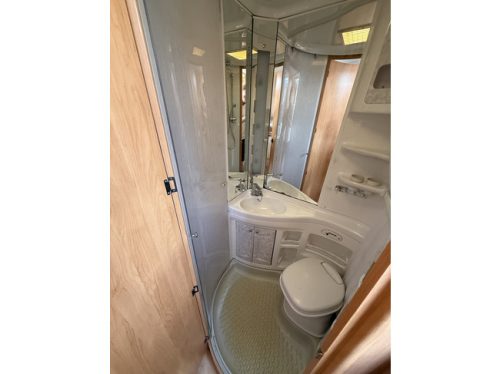 Hobby fiat ducato 2.8 dis timing belt replaced 4-07-24 at 102k km overcab bed bunk bed power steering awning bike rack solar panel Golds photo: 18