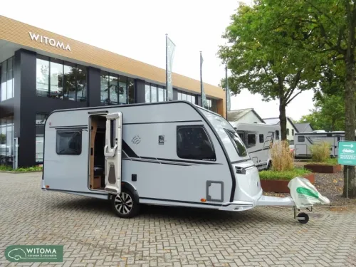 Knaus Sudwind Black Selection 450 FU Witoma 50 year offer photo: 15