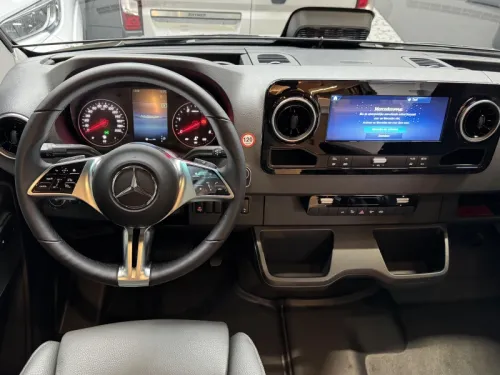Hymer Grand Canyon S 700 4x4 - Aufstelldach - L&auml;ngsbett Foto: 20