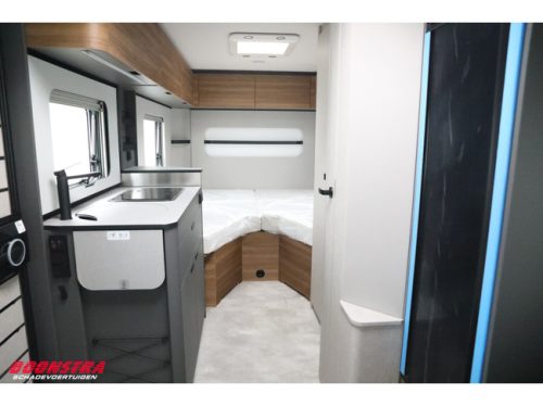 Eriba Novaline 442 Awning Floor heating LMV Single beds Dinette photo: 6