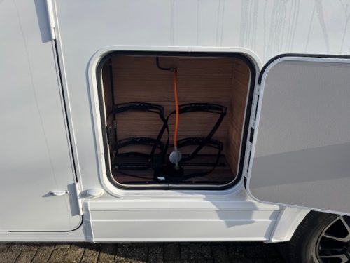 Weinsberg CaraSuite 700 MEG 2x airco 4 pers photo: 24