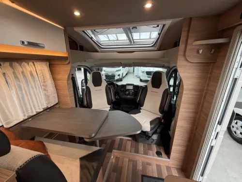 Weinsberg CaraCompact Pepper 600 MEG Automaat! Einzelbetten Foto: 8