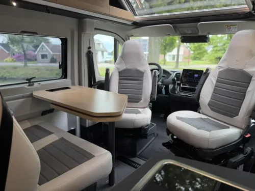 Adria Twin 640 SGX AUFSTELLDACH + HUBBETT Foto: 9