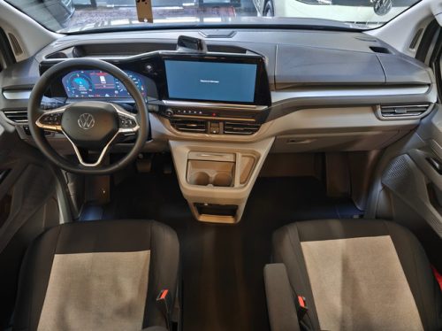 SpaceCamper Classic+ Caravelle Life VW 2.5 eHYBRID 233HP photo: 1