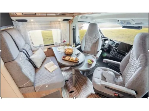 Malibu Diversity GT Skyview 600 DB K Dwarsbed Foto: 2