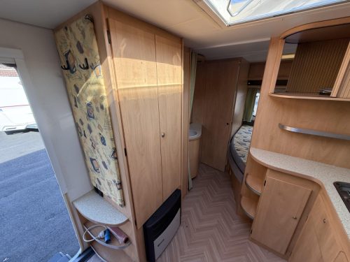 B&uuml;rstner Ventana 500 TS FRENCH BED CIRCULAR SEATING AWNING photo: 6