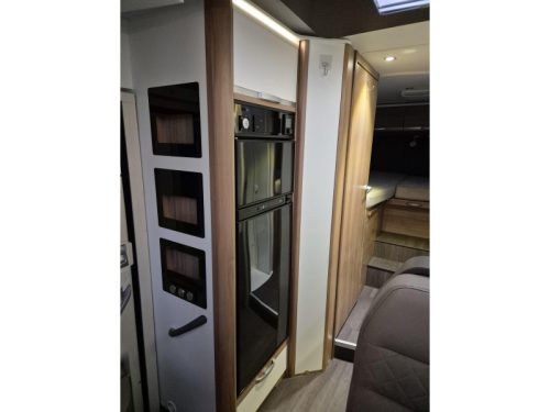 Adria Matrix 670 SL TWINBED lift bed 5pers AIRCO photo: 16