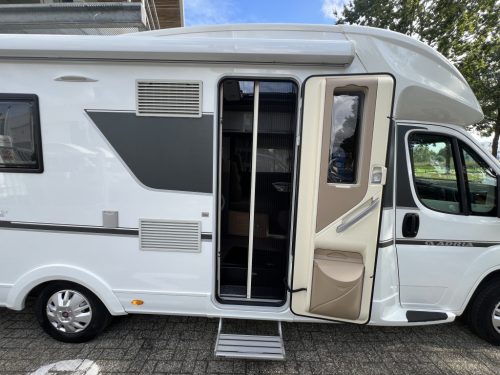 Adria Coral Plus 670 SLT EINZELBETTEN+RUNDSITZ OFEN KAMERA Foto: 4