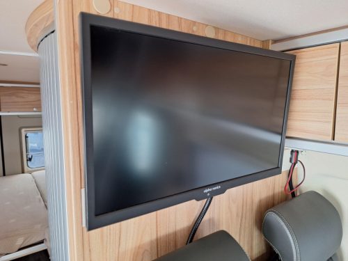 Hymer Yellowstone 636 180HP-AUTOMATIC+LEVELSYS photo: 11