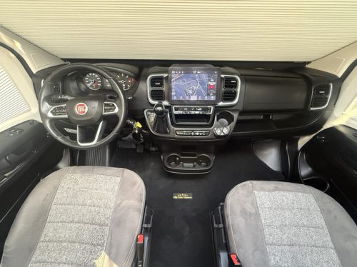 P&ouml;ssl Summit Prime 540 skyroof 9 speed automatic Euro 6 transverse bed navi camera remis plisse flyscreen bicycle rack alloy wheels climate ctr cruise ctr photo: 8