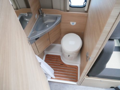 RoadCar (P&ouml;ssl Group) R540, Compact 5.40 Meter Van conversion photo: 15