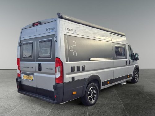 Bravia Mobil SWAN 636 180HP Automatic FullOption photo: 4
