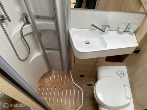 Hymer B-MCT 600 White-Line Mercedes 170-HP Automatic Single beds, Many extras and low mileage, 1st Owner photo: 18