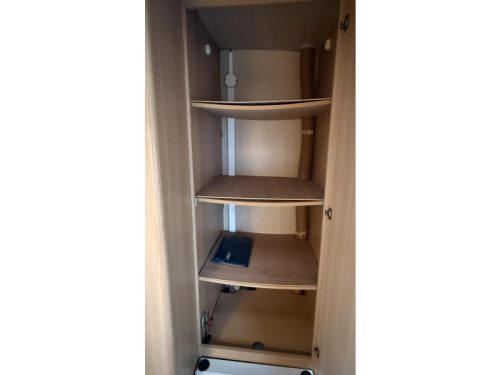 Adria Optima 425 TK 2x seating group fixed toilet photo: 5