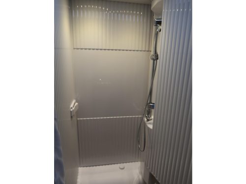 Sunlight V67S Adventure TALL FRIDGE/ 2X1 BED!! photo: 15
