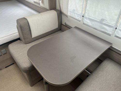 B&uuml;rstner Premio Life 480 TS - Mover - Cassette Awning  photo: 14