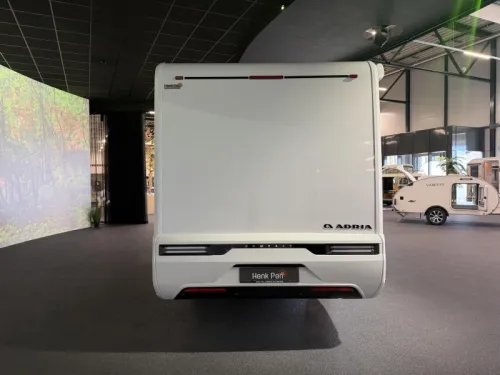 Adria Compact Select DL automatic / single beds  photo: 17