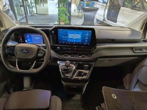 Ford Nugget L1 Titanium 150PK Westfalia photo: 1