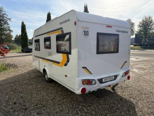 Weinsberg CaraTwo 450 FU mover awning French bed photo: 5