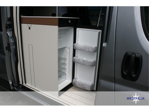 Westfalia Columbus 600D 140hp Auto. now with FREE pop-top roof worth &euro; 6,599.00 + registration premium &euro; 4,681.00 photo: 3