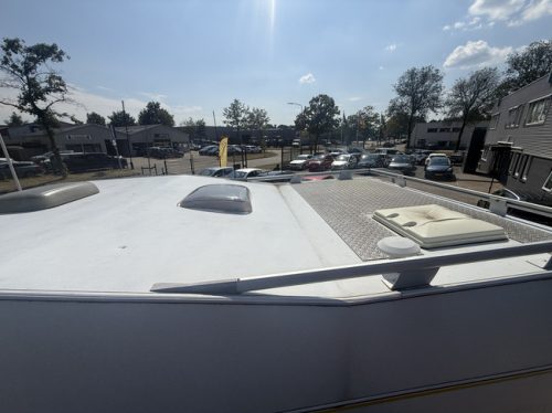 Hymer swing 2.5 in very neat condition overhead bed sofa bed awning bike rack cruise ctr timing belt replaced at 156 dkm 8-24 MOT until 05-06-27 photo: 5