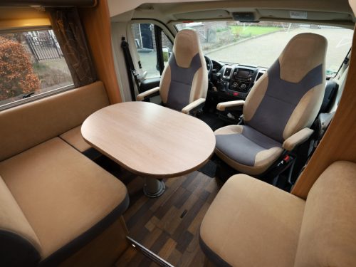 Knaus Sky TI 700 MEG full air suspension photo: 4