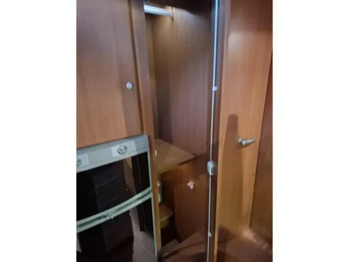 Chausson Sweet MAXI 670 130HP Drop-down bed Air conditioning photo: 10