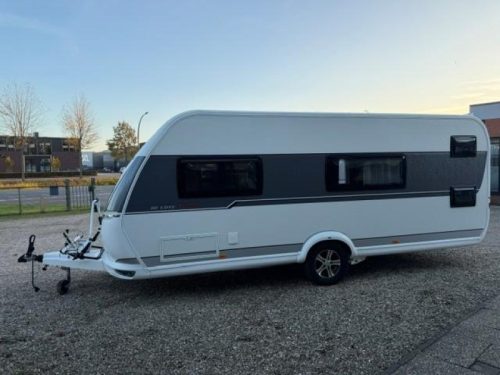 Hobby De Luxe Edition 560 KMFE stapelbed voortent mover  foto: 4