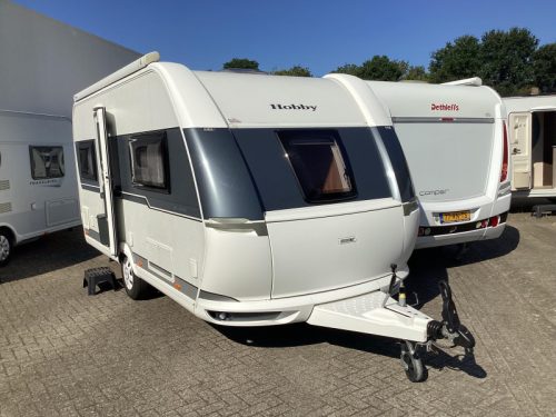 Hobby De Luxe 460 UFE omnistor  photo: 21