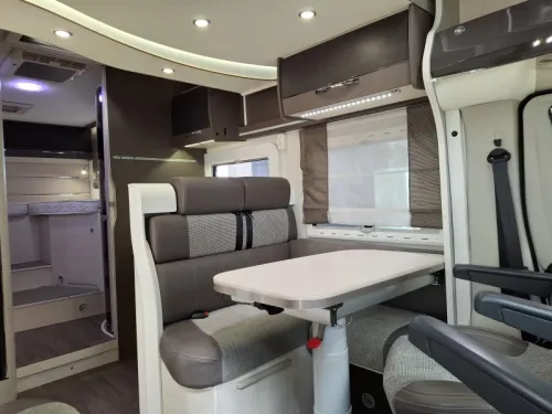 Chausson Welcome 727 GA Single Beds 2x Airco photo: 13