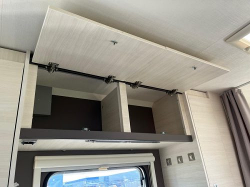 Caravelair Antares 476 Family Litera | Portabicicletas | Avance | TV | Cama francesa | Asiento de tren | Mosquitera foto: 19