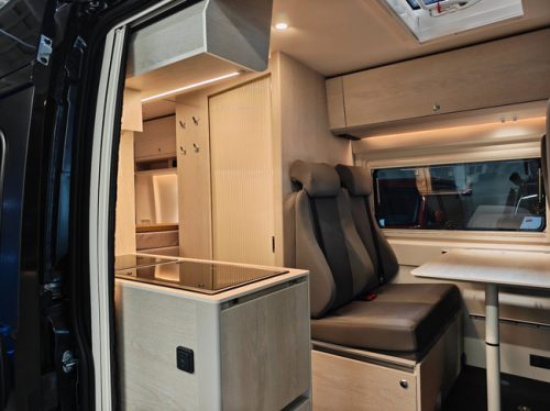 tourne mobil 6.0 CRUISE LIGHT EDITION 2.2 BLUEHDI 120HP photo: 2