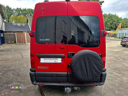 Renault Master Van conversion | Towbar | photo: 2
