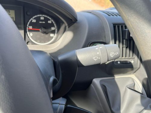 Chausson Flash 08 | Fiat Ducato 130 MultiJet | Awning | Camera | Bike rack | Air conditioning (engine compartment) | Carplay | TV | Pilot seats photo: 13